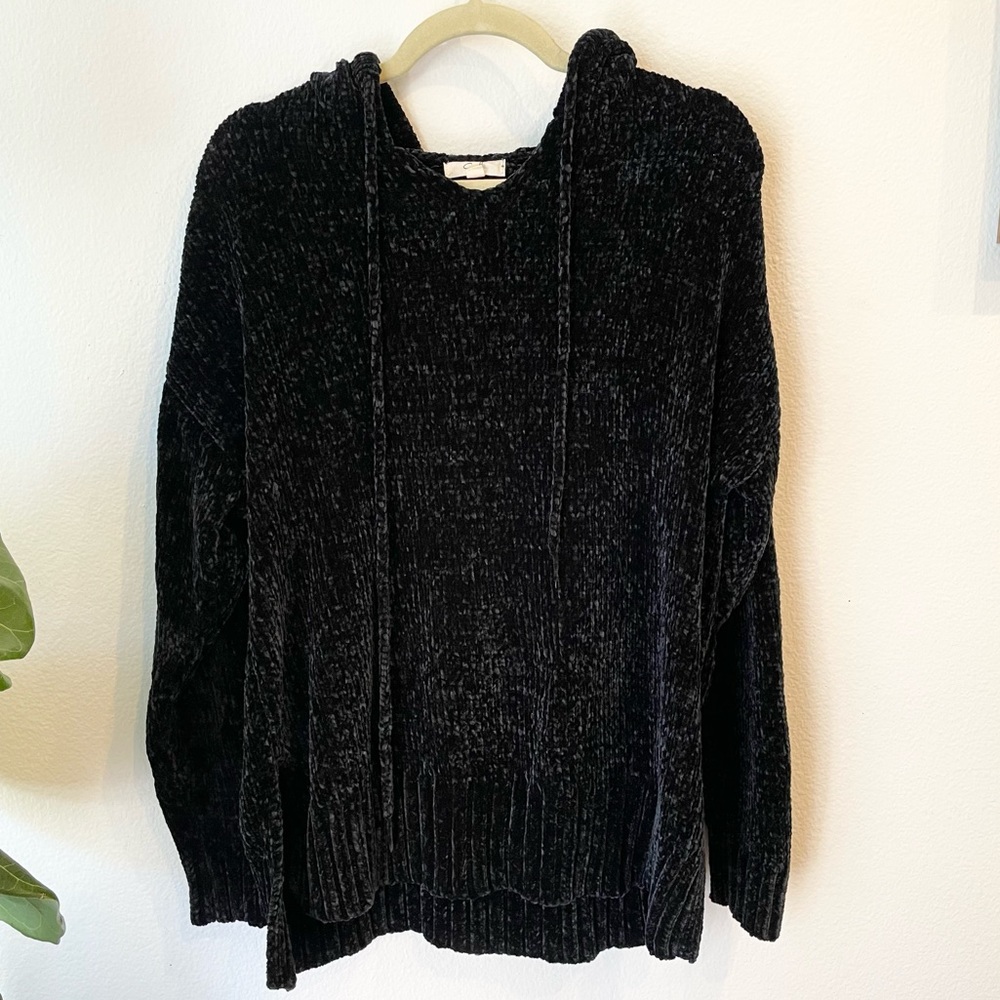 easel Black Chenille Hooded Pullover Sweater